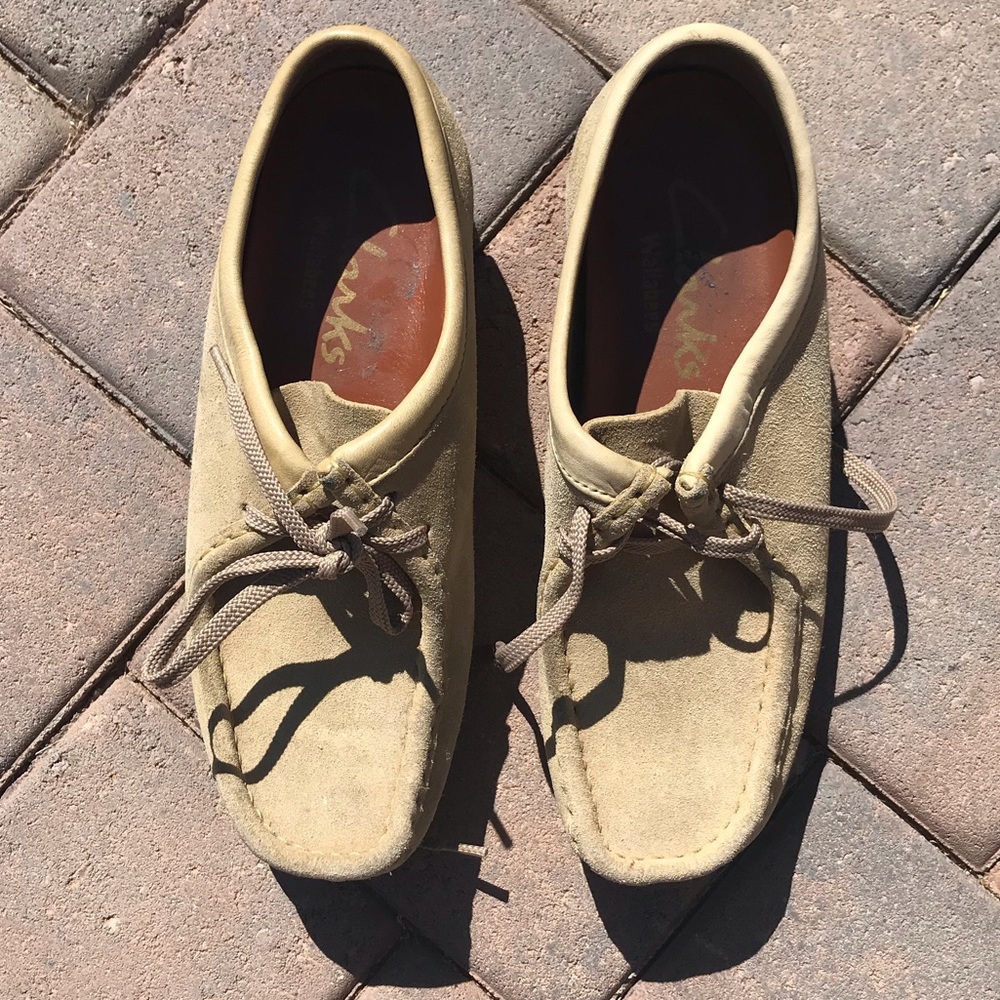 Women’s Clark’s size 9M